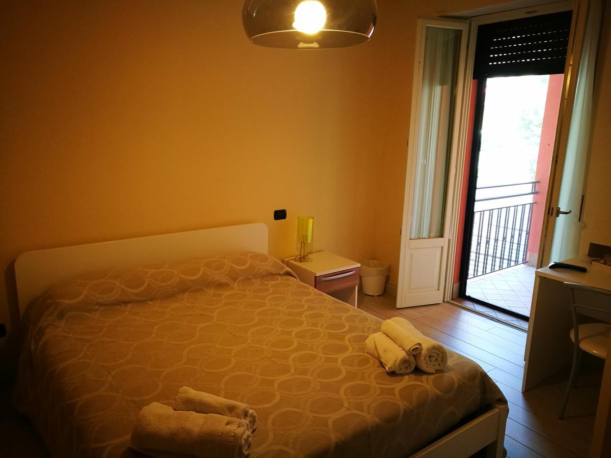 Locanda Della Pieve Tizzano Val Parma Extérieur photo