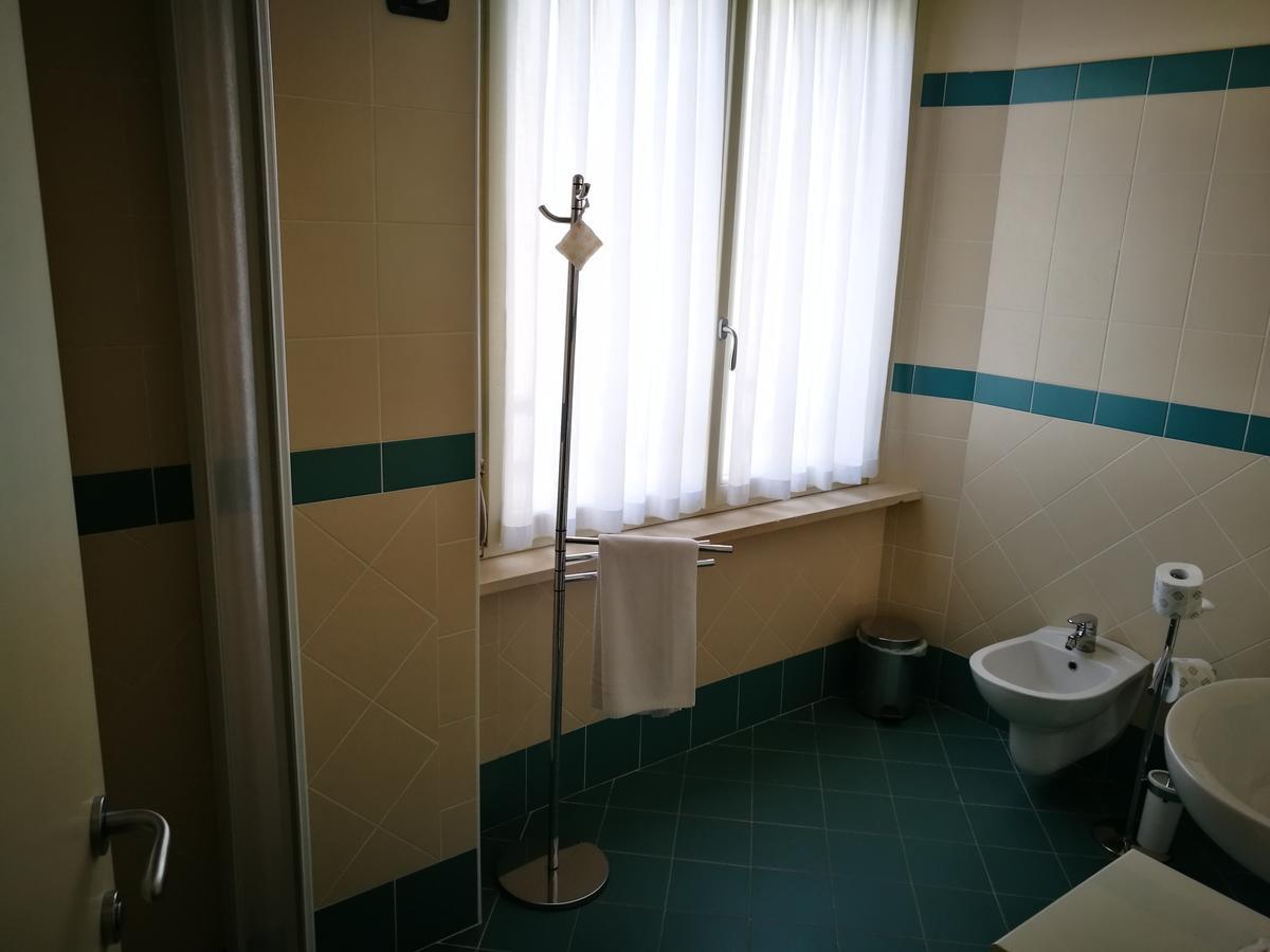 Locanda Della Pieve Tizzano Val Parma Extérieur photo