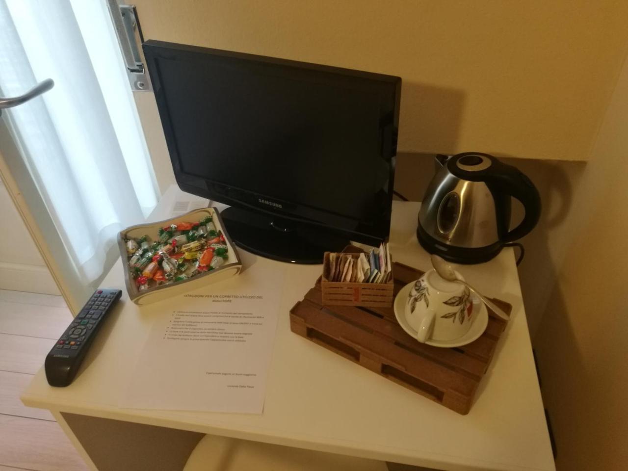 Locanda Della Pieve Tizzano Val Parma Extérieur photo